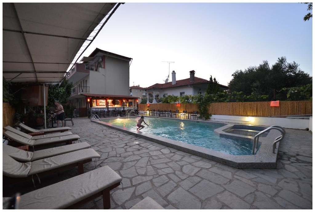 Anna Christina Apartments Metamorfosi  Exterior foto