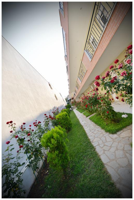 Anna Christina Apartments Metamorfosi  Exterior foto