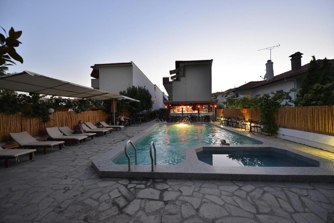 Anna Christina Apartments Metamorfosi  Exterior foto
